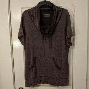 Short sleeve sweater